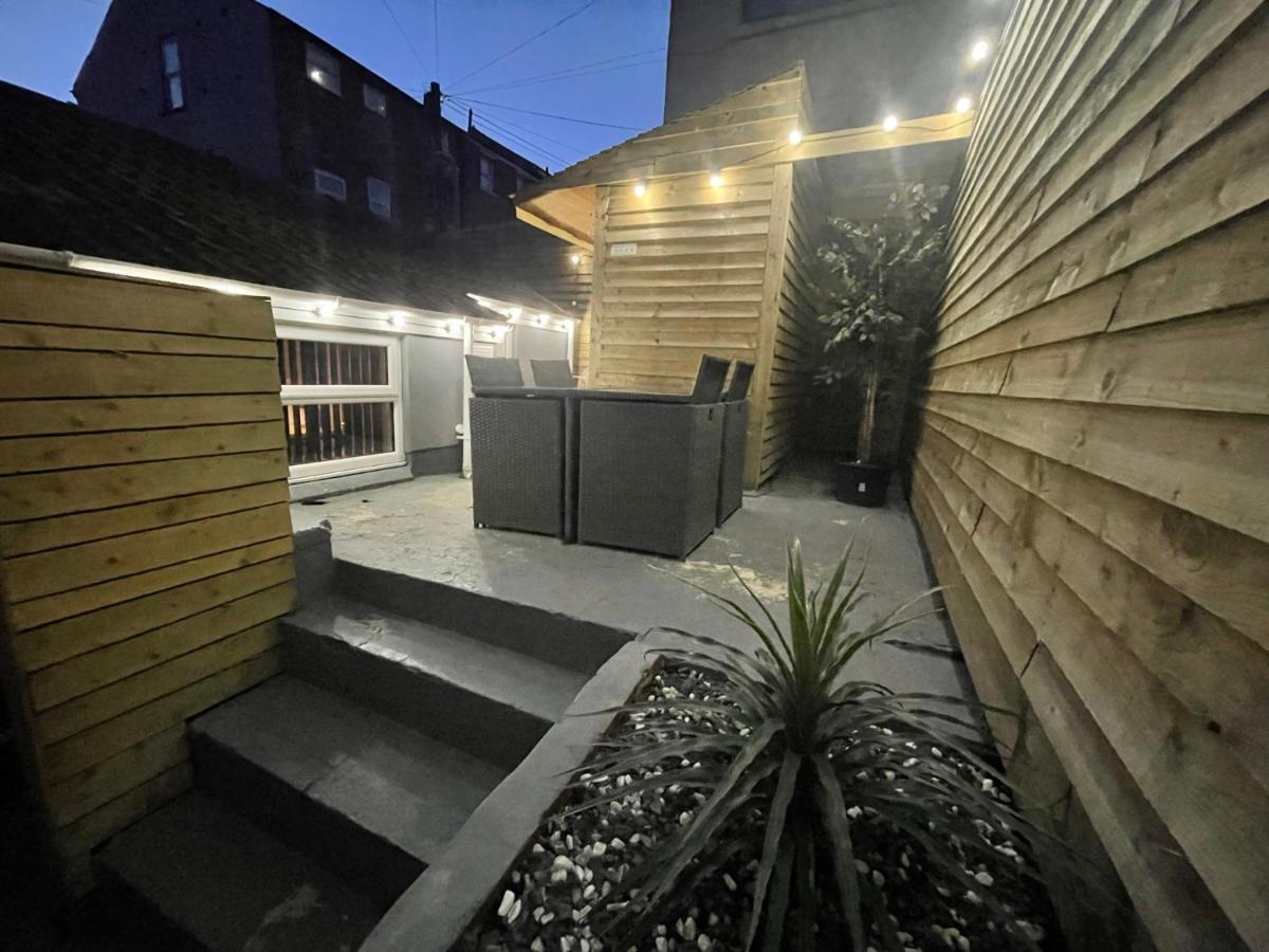 Albert Luxury Hottub & Jacuzzi Apartments Blackpool Exterior foto